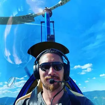 Votre pilote : Vincent Desfond Votre pilote installé dans l'autogire